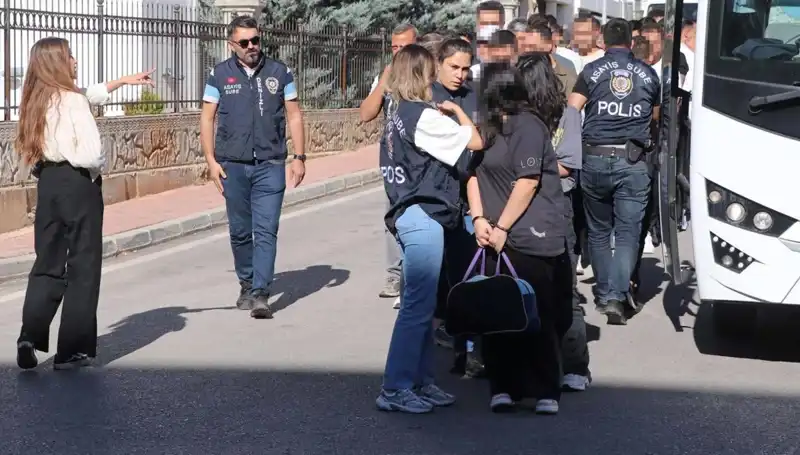 Türkiye'de 12 Milyonluk Eskort Dolandırıcılığı: 6 İlde Suç Ağı Açıklandı