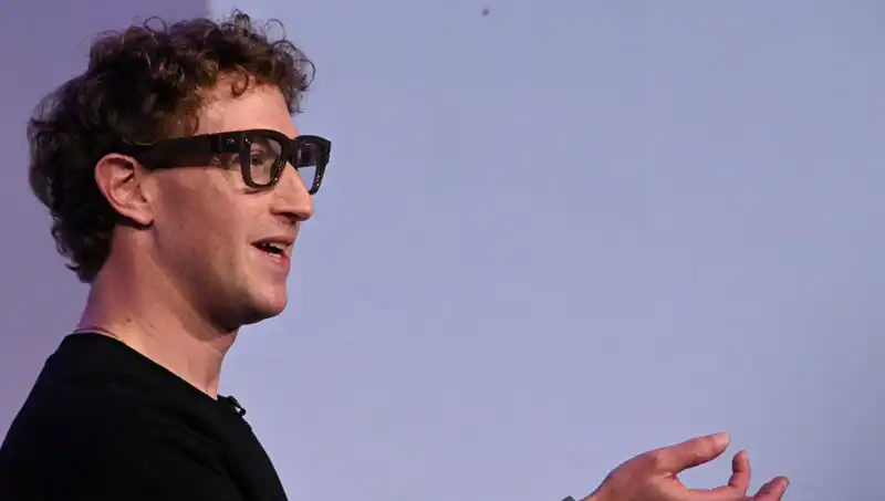 Yeni Dönem: Zuckerberg'ün Tanıttığı Akıllı Gözlükler ve Yapay Zeka Etkisi