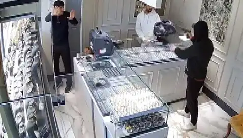Bursa'da Kuyumcu Soygununa Teşebbüs: Korku Dolu Anlar Kamerada!