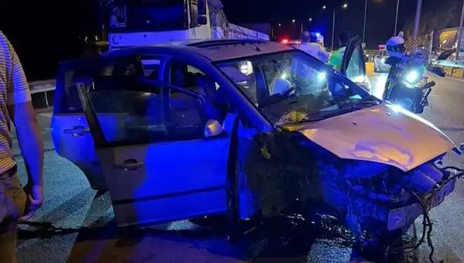 Otomobil Bariyere Çarptı: Bir Ölü, Üç Yaralı Son Dakika Gelişmesi