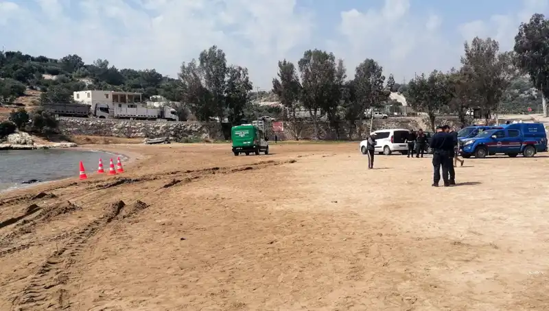 Mersin'de Denizde Bulunan Ceset, Sırlarıyla Dikkat Çekti