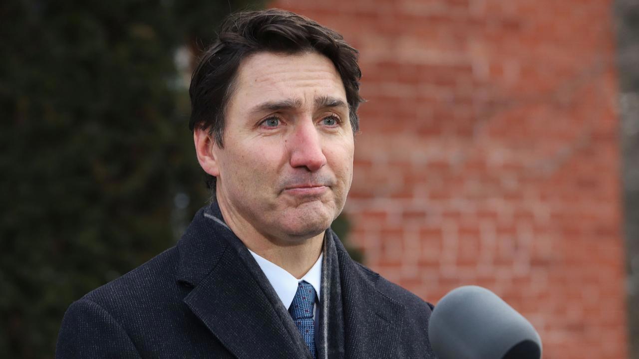 Kanada Başbakanı Trudeau, beklenmedik bir şekilde istifasını duyurdu.