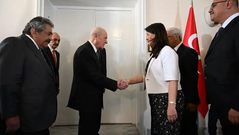 MHP Lideri Bahçeli, DEM Partisi Heyeti ile Kritik Görüşme Gerçekleştirdi