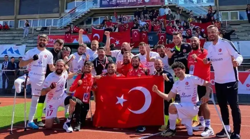 Ampute Futbol Takımı Şampiyonluktan Şampiyonluğa: Engel Tanımayan Kahramanlar