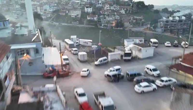 İzmir'de Şok Baskın: 99 Operasyon ve 133 Gözaltı Gerçekleşti!
