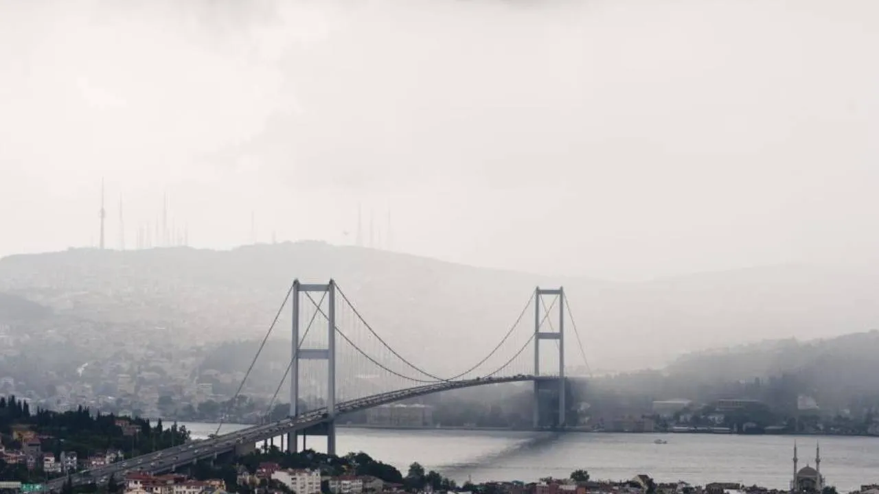 İstanbul İçin Sağanak Yağış Uyarısı: Prof. Dr. Orhan Şen Tarih ve Saat Verdi