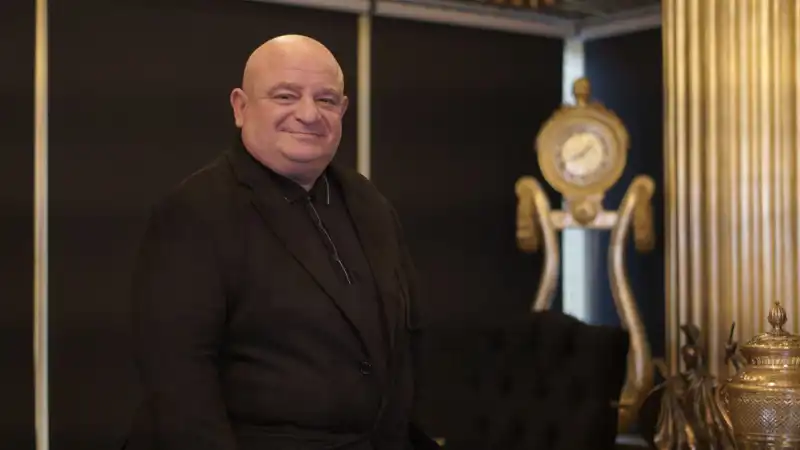 Moiz Mitrani: Tekstilden Finansa Ulaşan İlham Verici Başarı Hikâyesi