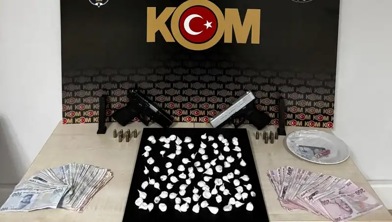 Çeşme'de Silahlı Saldırı: Olayın Ardından Üç Gözaltı Yapıldı