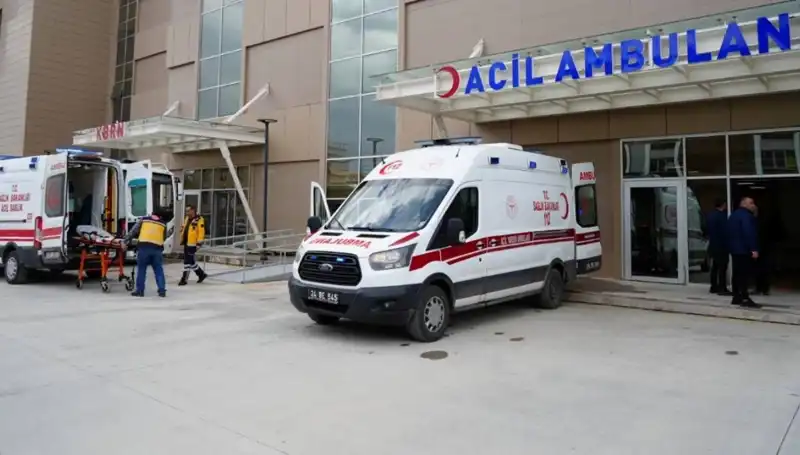 Erzincan’da Korkunç Kaza: Bir Hayat Gitti, Üç Kişi Yaralandı