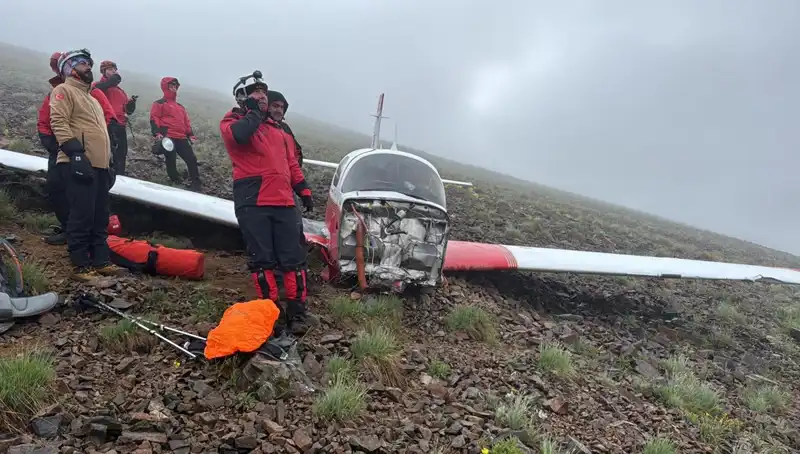 Türk Pilotun Uçak Kazası: Pilot Hayatını Kaybetti, Kadın Yolcu Kurtuldum!