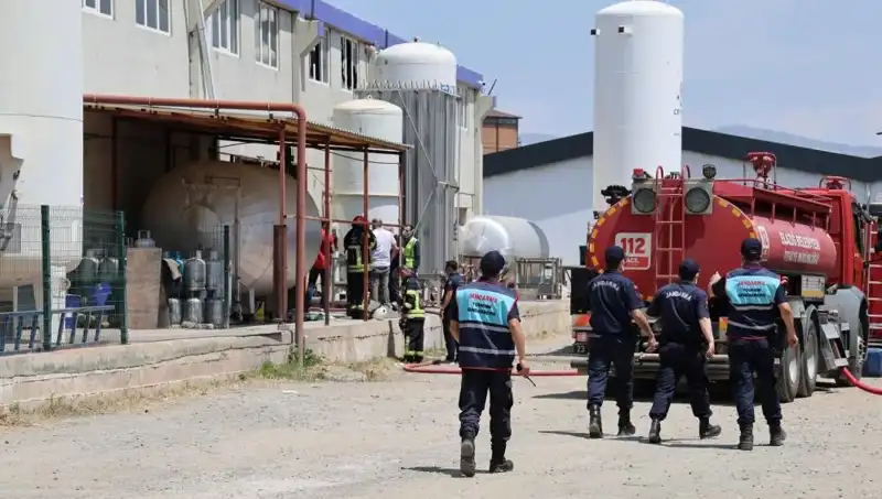 Elazığ'daki Gaz Dolum Tesisinde Şok Edici Patlama: İlk Bilgiler