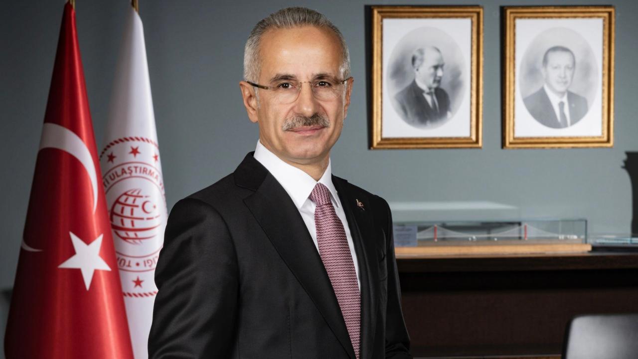 Bakan Uraloğlu Ailece Seyahat İndirimlerini Geliştiriyor