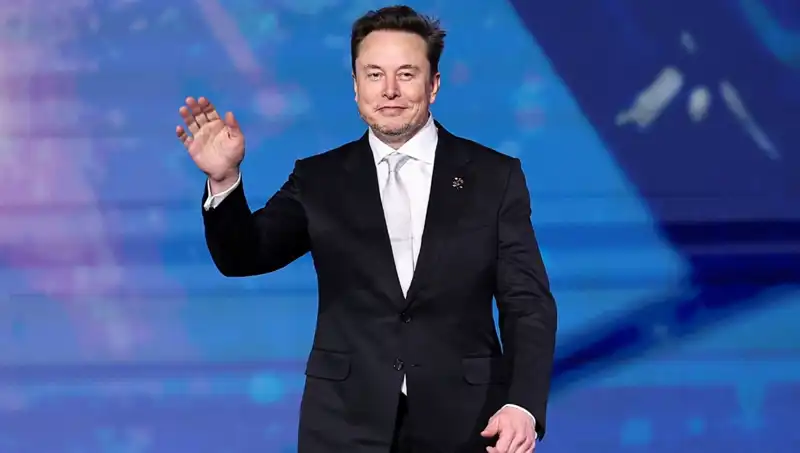 Tesla, Kendi "Canavarını" Rafa Kaldırdı: Geleceğin Elektrikli Araçları Ne Olacak?
