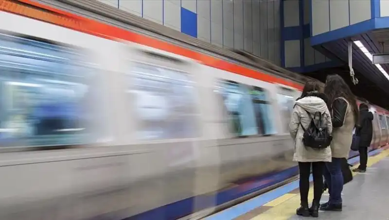 İstanbul'da 1 Mayıs için Ulaşımda Beklenen Gelişmeler: Metro ve Otobüs Durakları Açıldı mı?