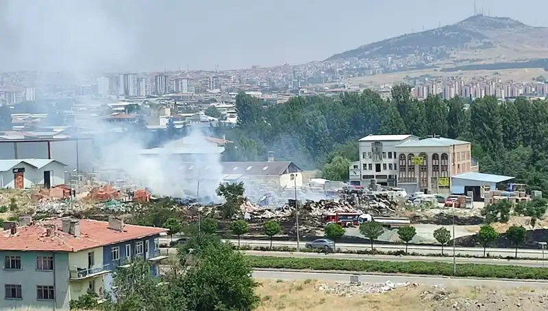 Otluk Alandaki Yangın, Depoyu Kül Eden Felakete Dönüştü
