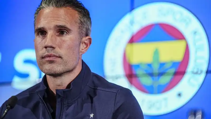 Fenerbahçe'nin Tur Şansı: Robin van Persie’den Çarpıcı Açıklama!