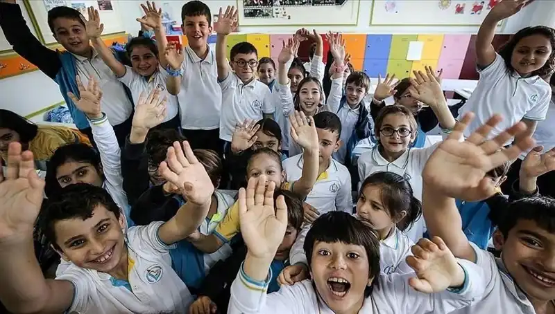 9 Günlük Tatil Sonrası Okul Zilinin Yeniden Çalması