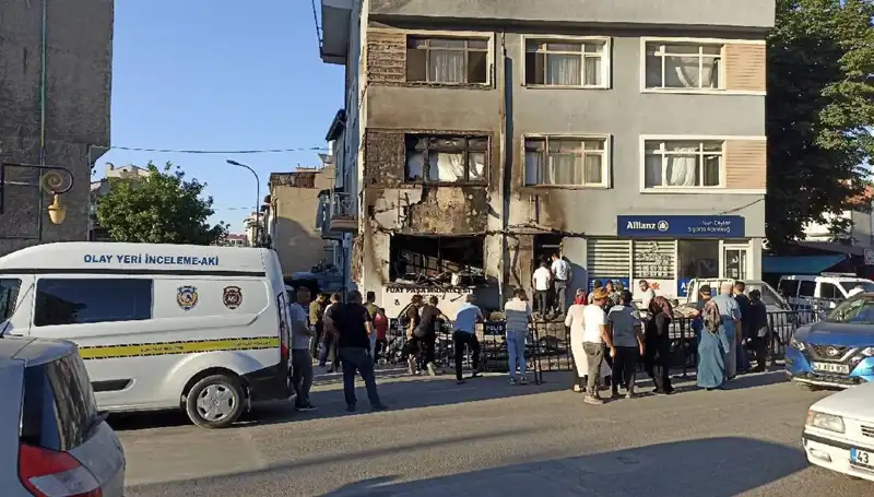 Tüp Bayisinde Meydana Gelen Patlama: İki Can Kayıbı ve Korkunç Manzara