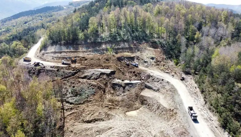 Kastamonu-Çatalzeytin Kara Yolunda Beklenmedik Heyelan Olayı Meydana Geldi
