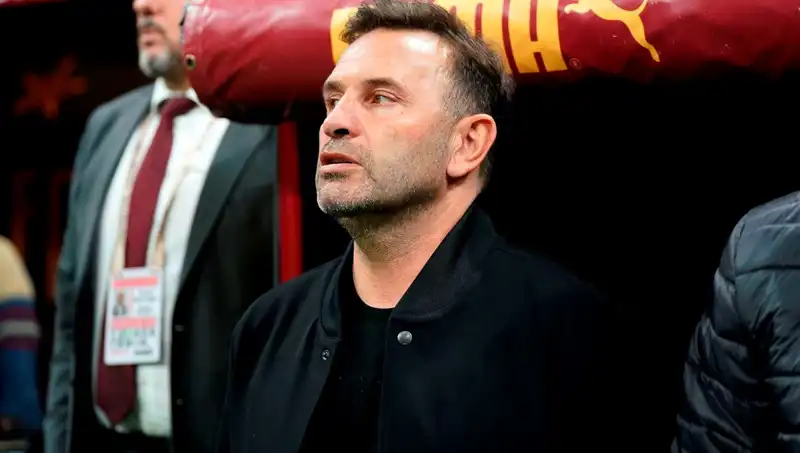 Galatasaray'da Okan Buruk, Tek Değişiklikle Takımını Yeniden Şekillendiriyor