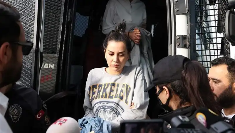 Dilan Polat’ın Instagram Hesabı Neden Erişim Dışı? Hesap Kapatıldı mı?