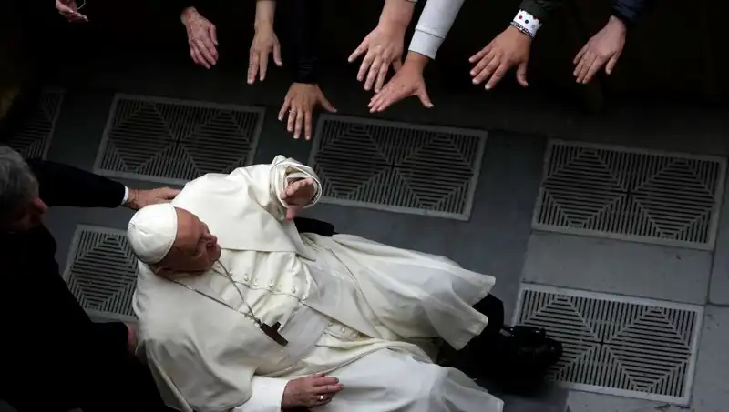 Papa Francis'in İstifası: 600 Yıldan Sonra İkinci Kez Gündemde