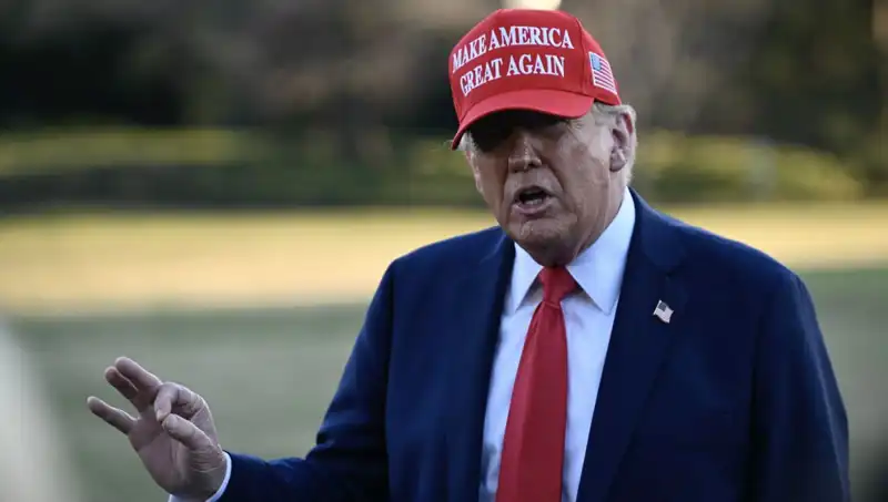 Trump’tan Şaşırtan Paylaşım: “Ukrayna, ABD’yi Savaşa Sürüklemekten Kurtardı”