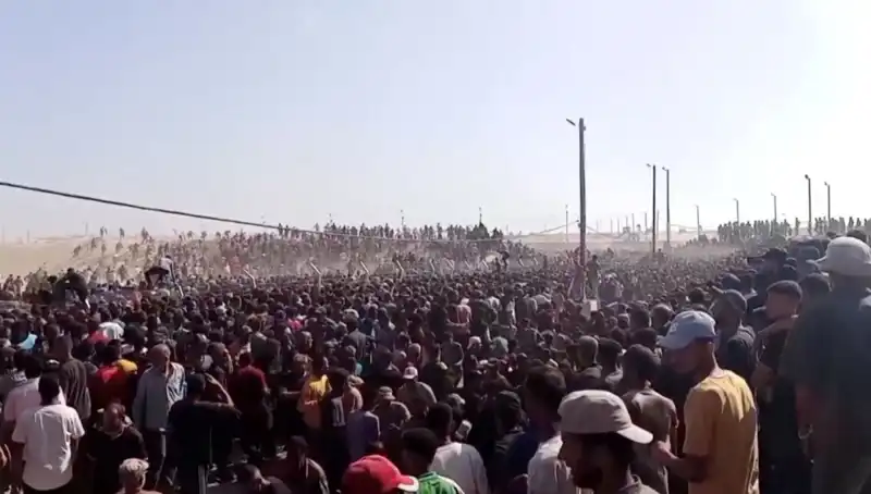 Filistin’de İnsani Yardım Çabalarına Yönelik Saldırı: 30 Can Kaybı