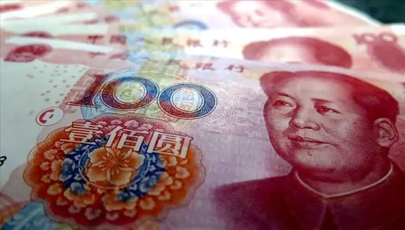 Çin Yuan'ı Düşüşte: Ekonomik Belirsizlikler ve Küresel Etkiler