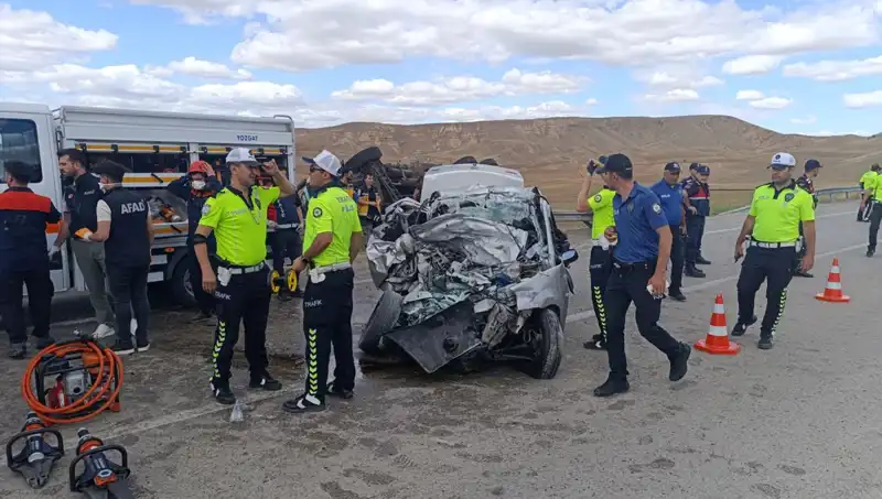 Yozgat’ta Feci Kaza: 3 Can Aldı, 2 Kişi Yaralandı
