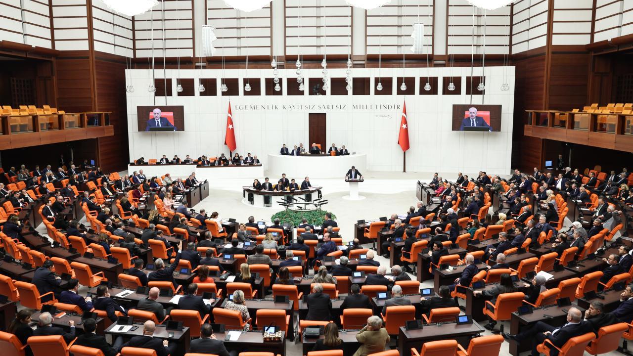 TBMM'de 2025'in İlk Gündemi Yeni Anayasa