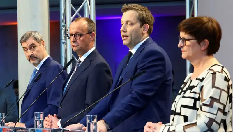 Almanya'da GroKo Koalisyonu Onayı: SPD'nin Tarihi Kararı Ne Anlama Geliyor?
