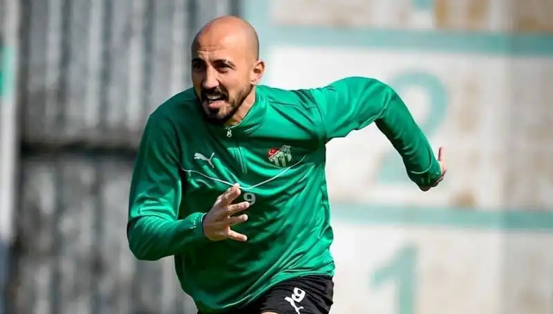 Milli Futbolcu İçin 2. Lig'de Yeni Bir Başlangıç Mı Geliyor?